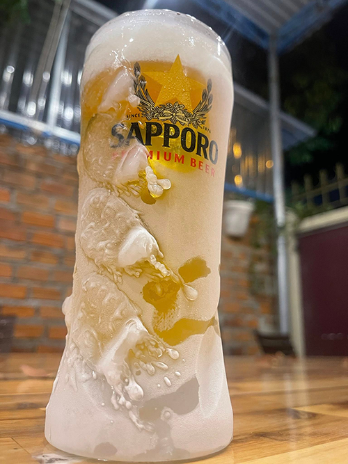 Ice cold beeer at Fork n Lekker garden cafe