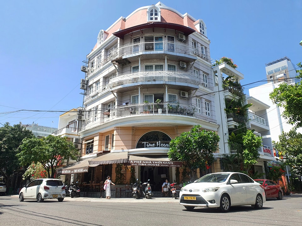 Time House Bistro